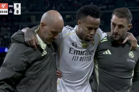 ألونسو في ورطة.. لعنة الإصابات تضع دفاع ريال مدريد في مهب الريح 